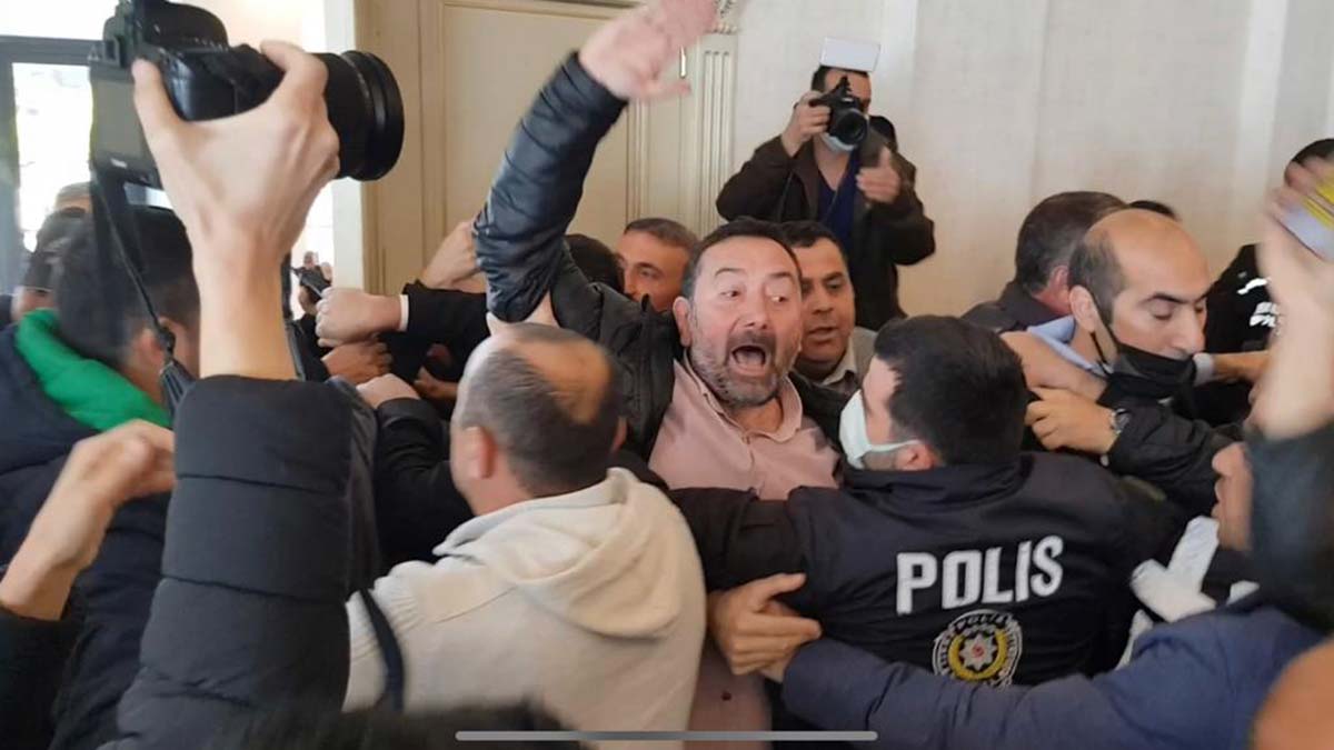 ÇED toplantısında arbede