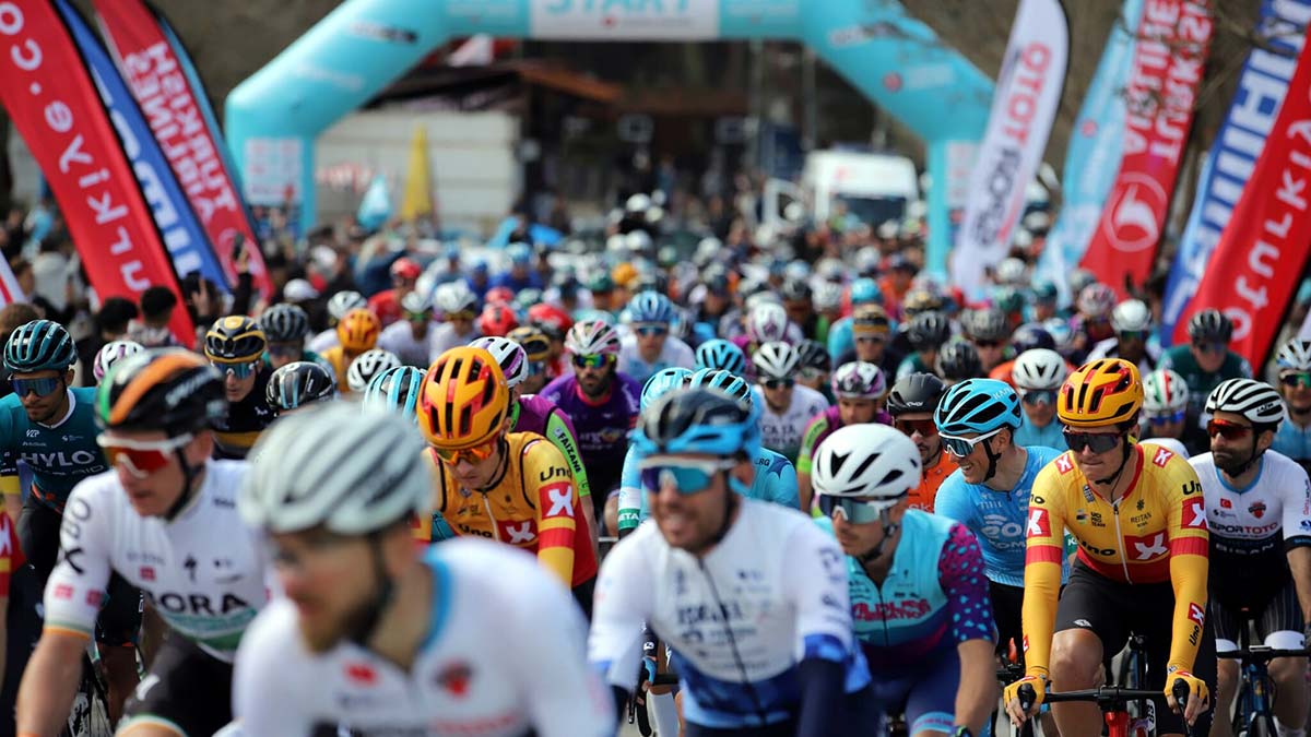 Cumhurbaşkanlığı Bisiklet Turu'na Efes'ten start