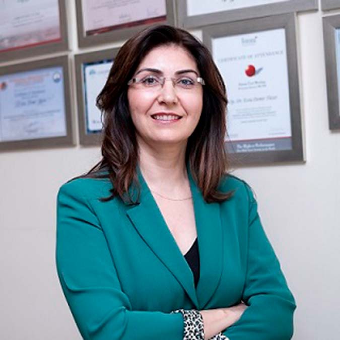 Genital estetikte simetri önemli