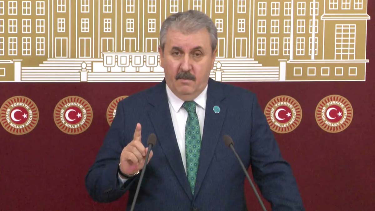 Destici: AYM artık HDP'nin davasını uzatmamalı