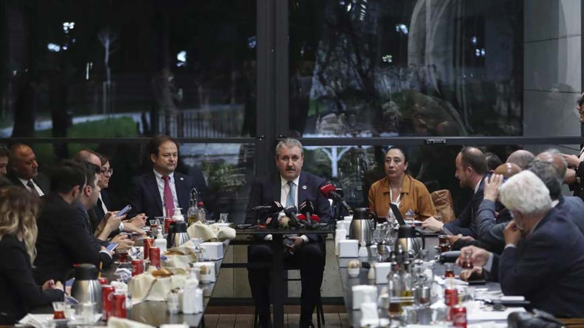 Destici: Mültecilerin tamamı gönderilmeli