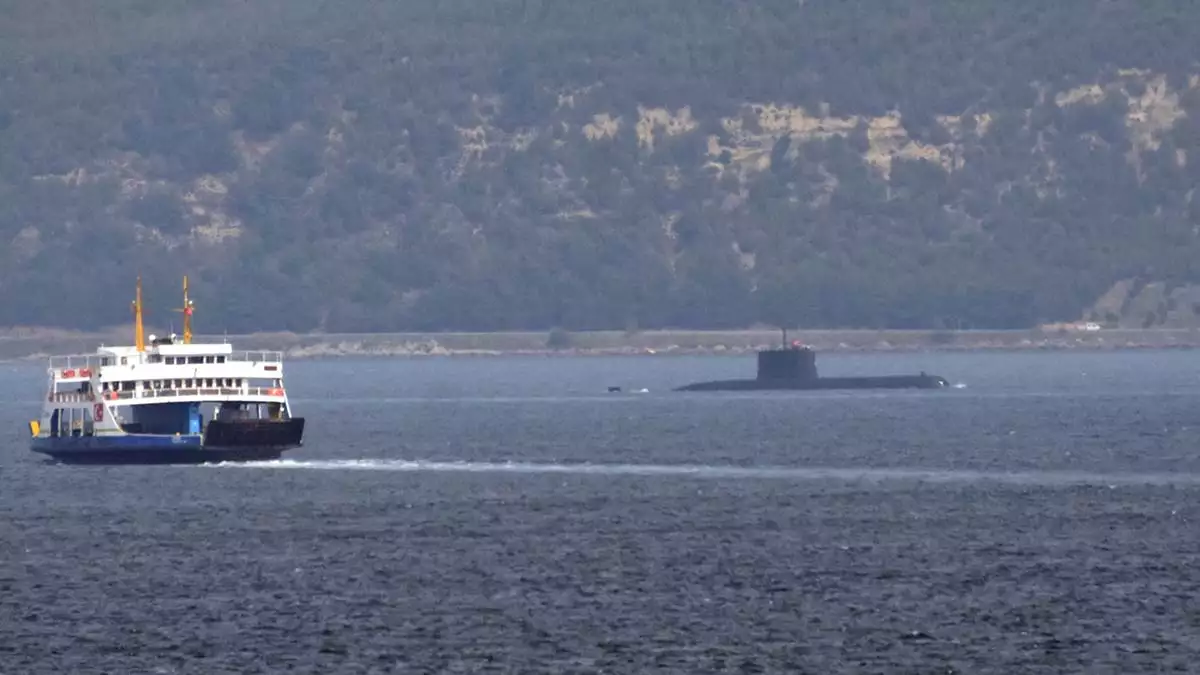 Dumlupinar denizaltisi sehitleri anildi 1 - yerel haberler - haberton