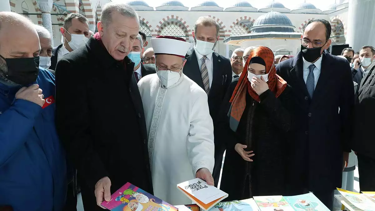 Erdogan kitap ve kultur fuari acilisinda konustu 3 - politika - haberton