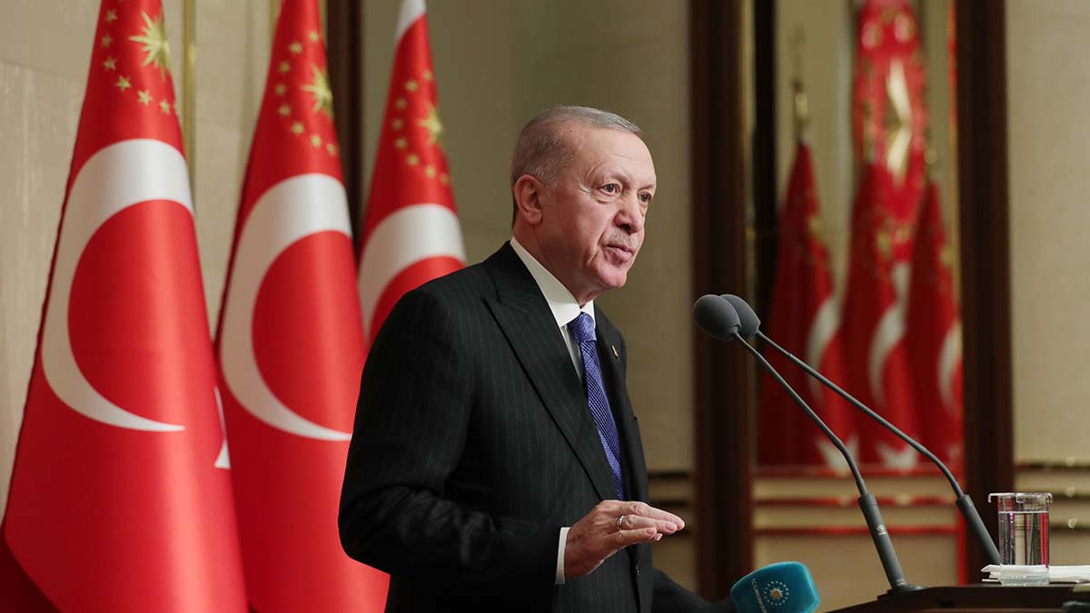 Erdoğan'dan 'öğretmene saygı' açıklaması