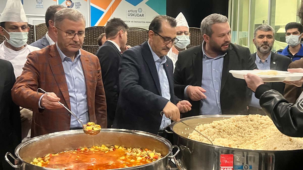 Fatih Dönmez gençlerle iftar programında buluştu