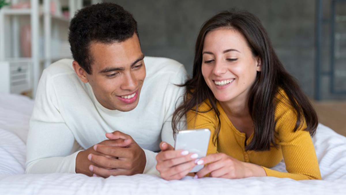 İlişkilerde iletişim dilinin bilmesi gerekiyor