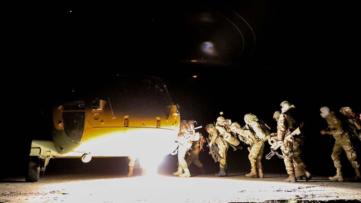 Irak'ın kuzeyine Pençe Kilit Operasyonu