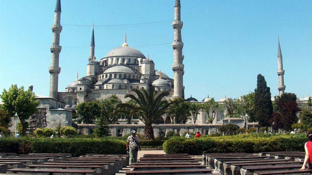 İstanbul Valiliği'nden Sultanahmet Meydanı açıklaması