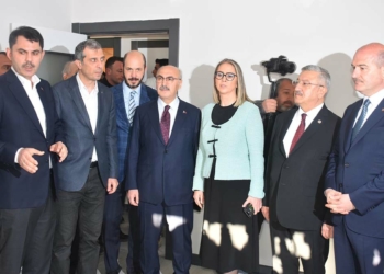 İzmir'de 13 bin 500 konut inşa edildi
