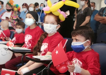 Kanser hastası çocuklara 23 Nisan konseri