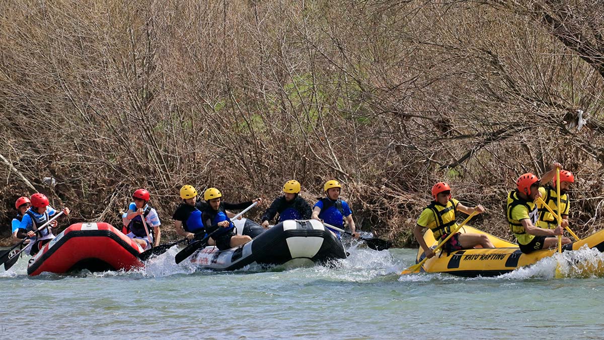 Kapadokya’da rafting yarışması