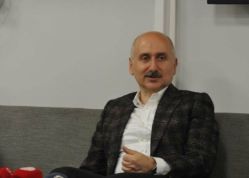 Karaismailoğlu'dan toplu ulaşıma zam eleştirisi