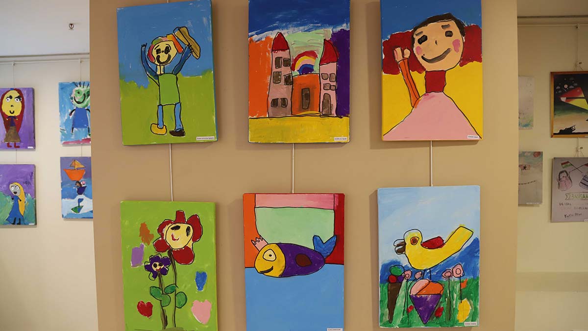 "Her Çocuk Düş Kurar" sergisi açıldı