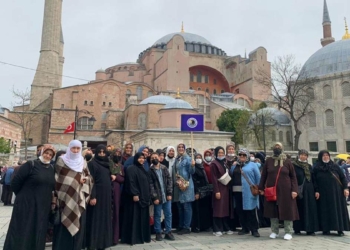 Kartal Belediyesi’nden cami ve türbe gezileri