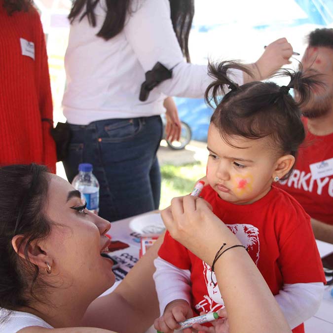 Kartal Belediyesi 23 Nisan'ı coşkuyla kutladı