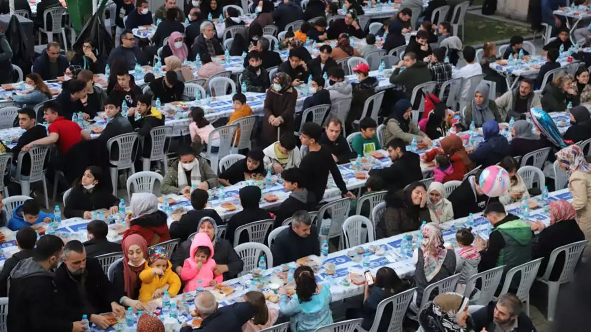 Kartalda iftar programlari devam ediyor 1 - yerel haberler - haberton