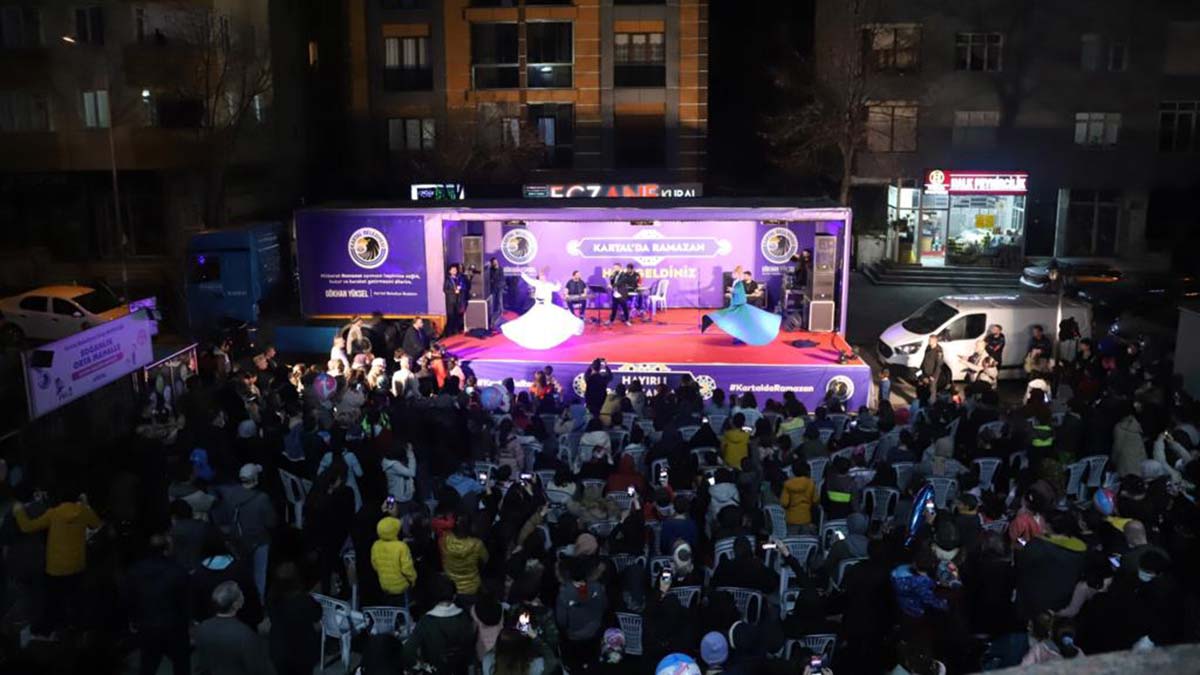 Kartal’da iftar programları devam ediyor