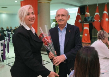 Kılıçdaroğlu, emniyet mensuplarıyla itfar yaptı