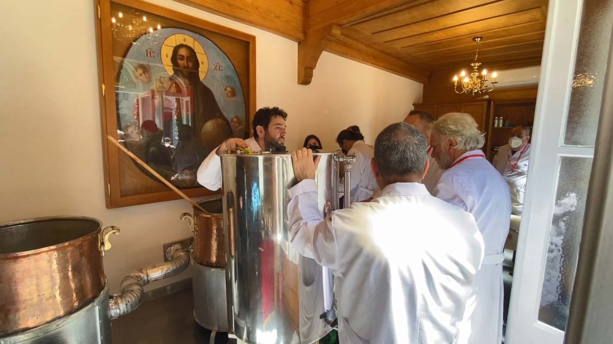 'Kutsal Yağ' Rum Patrikhanesi'nde hazırlanıyor