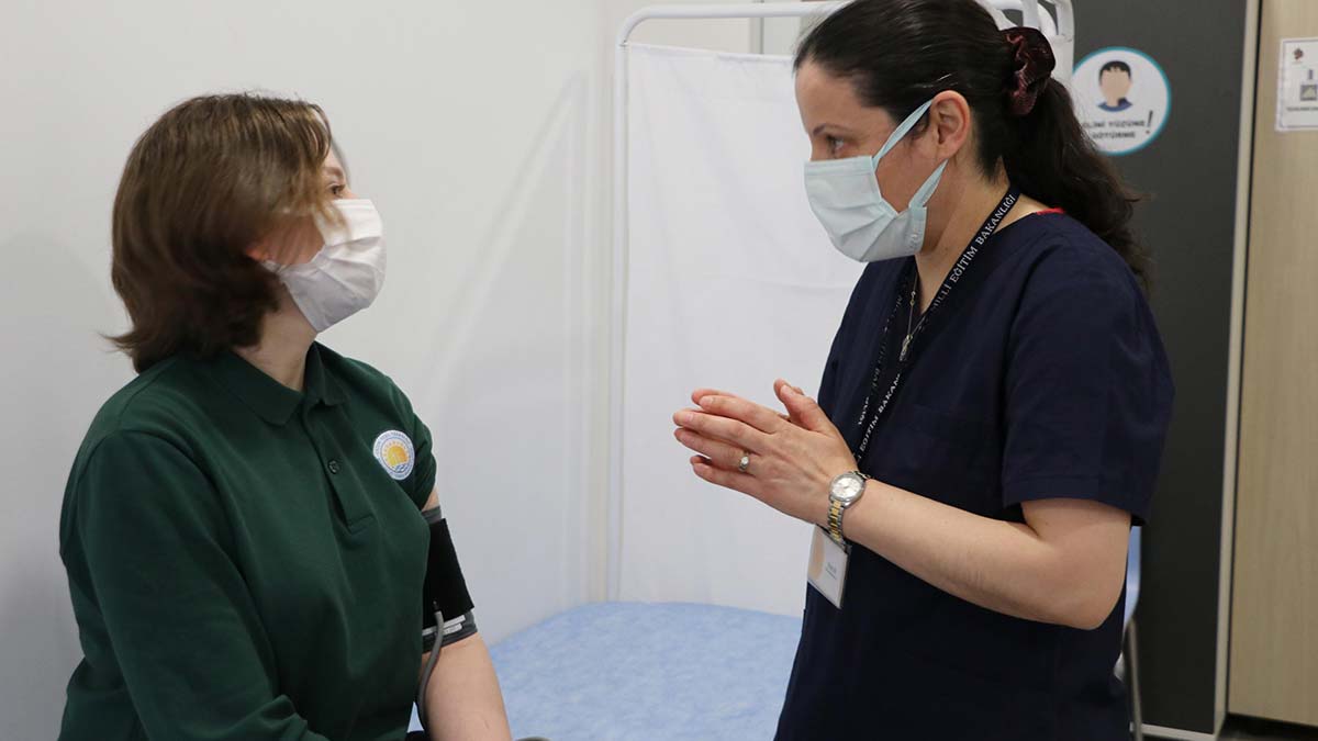 MEB'den 'okul sağlığı hemşireleri yönergesi'