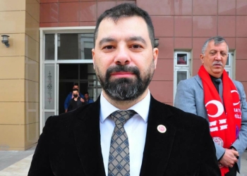 MHP'li Göktuğ, kazandığı tazminatı bağışladı
