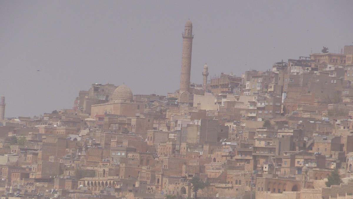 Mardin'de toz taşınımı; görüş mesafesi düştü