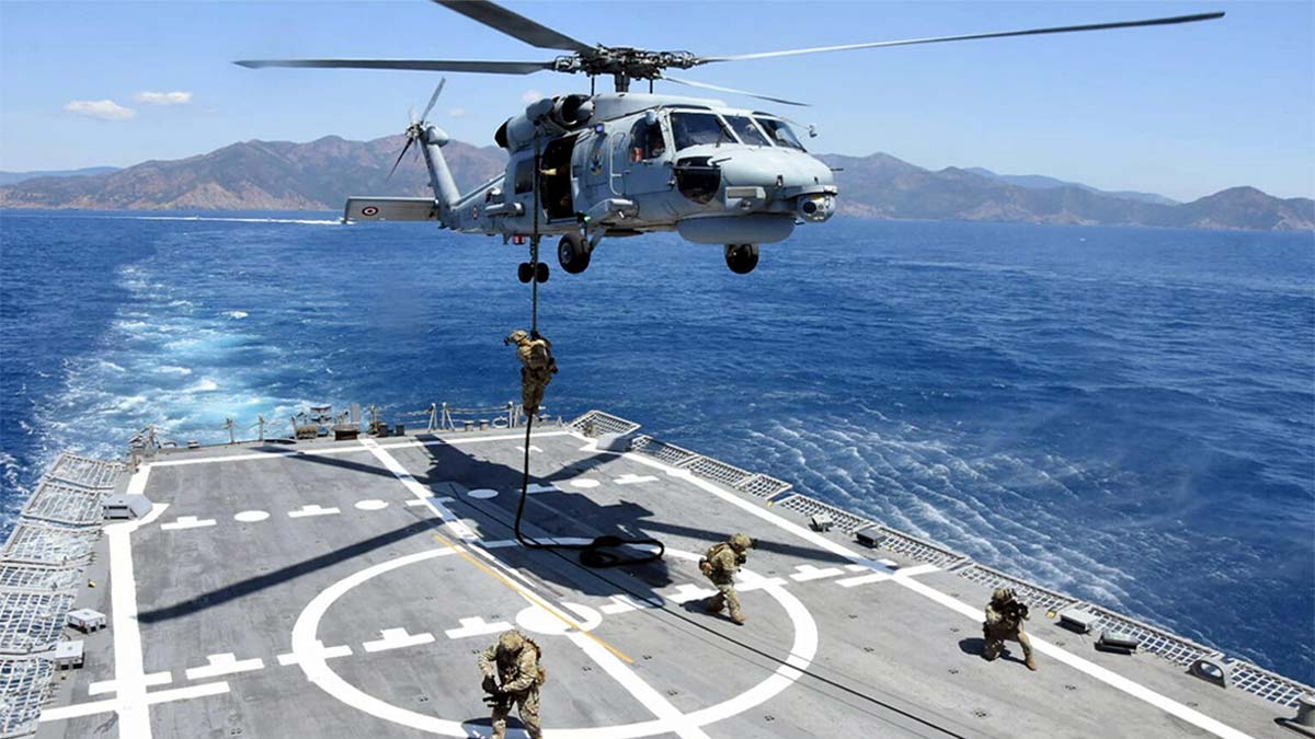 'Mavi Vatan Tatbikatı'nda Seçkin Gözlemci Günü