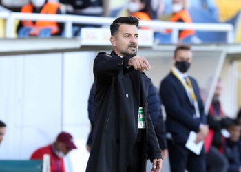 Menemenspor'da Cenk Laleci ile yollar ayrıldı