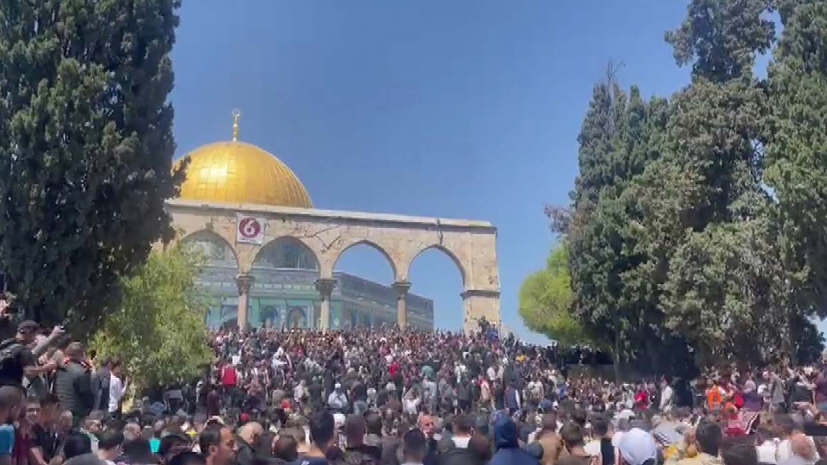 Mescid-i Aksa’da Müslümanlara şiddetli müdahale