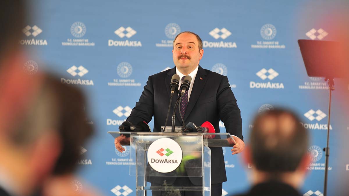 Muhalefetin vizyonsuzluğuyla zaman kaybedemeyiz