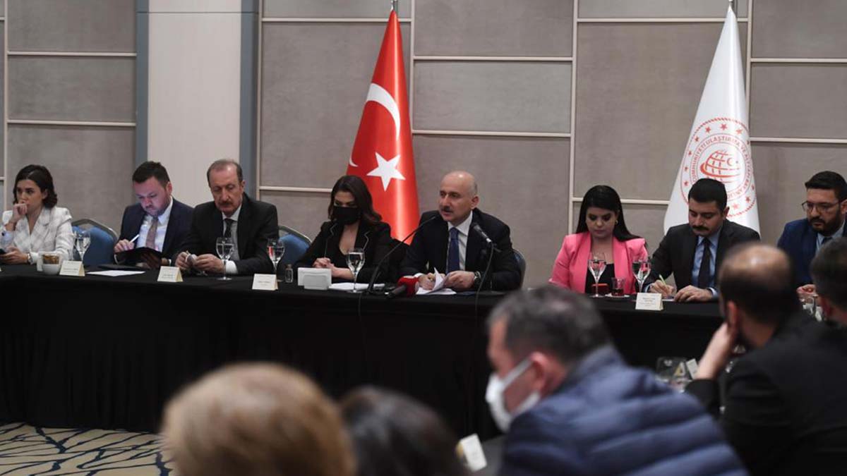 "O gemileri oradan almamız gerekiyor"