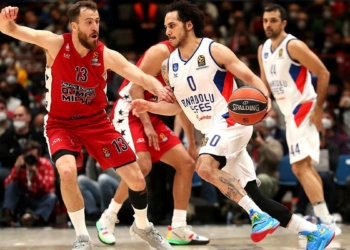 Olimpia Milano - Anadolu Efes: 73 - 66
