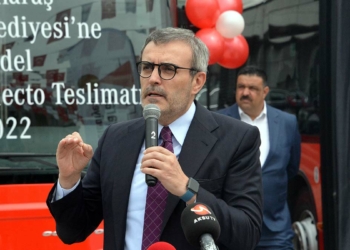 "Önce bu millet ile gönül bağı kuracaksınız"