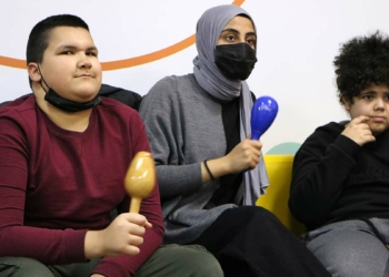 Otizmli çocuklar ritimle sosyalleşiyor