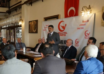 Oy uğruna kimseyi aldatmayacağız