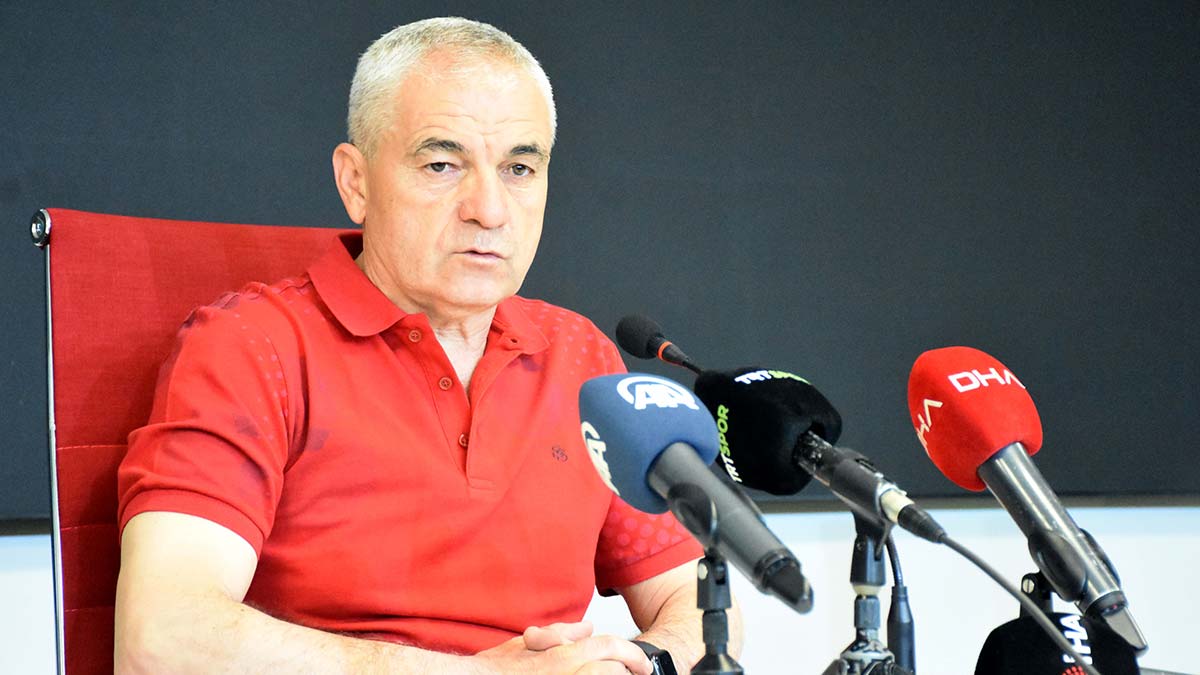 Rıza Çalımbay: Hedefim yurt dışında çalışmak