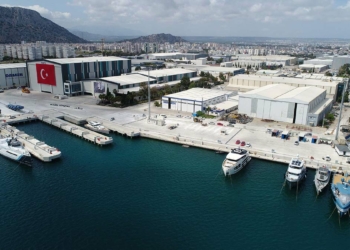 Savaş, Antalya'da yatırımcı talebini artırdı