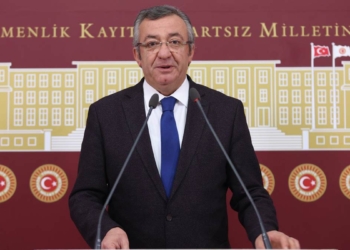 Seçim Kanunu Anayasa Mahkemesi’ne gidecek