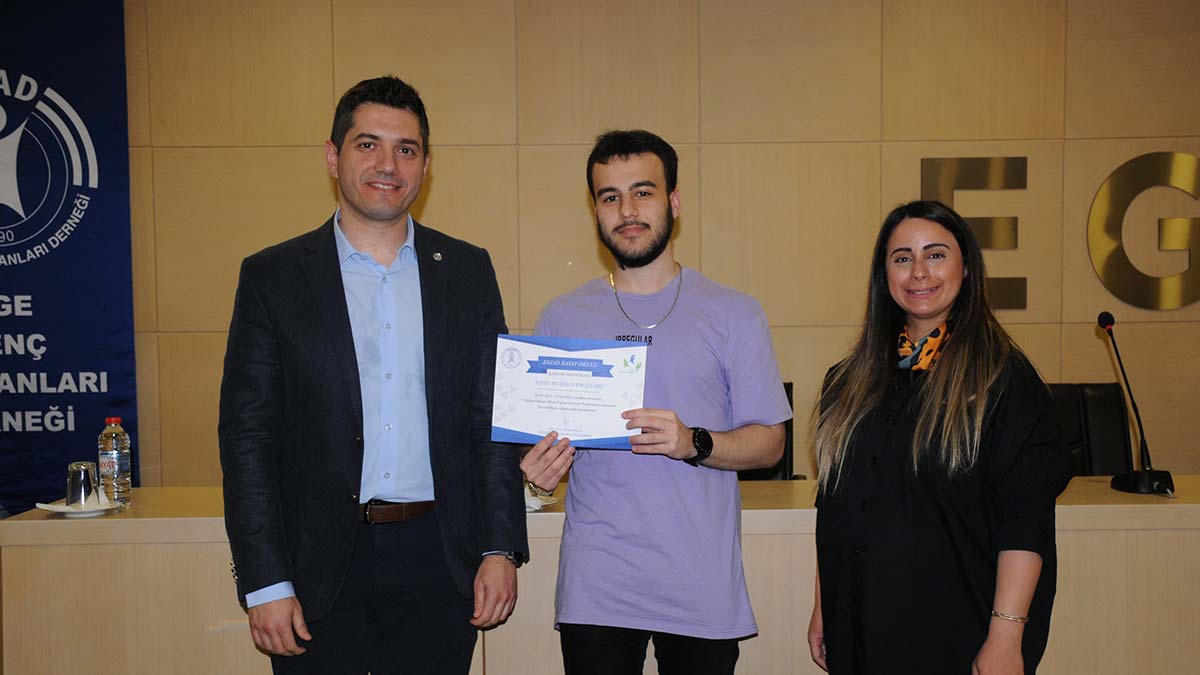 EGİAD Hayat Okulu binden fazla öğrencinin hayatına dokundu