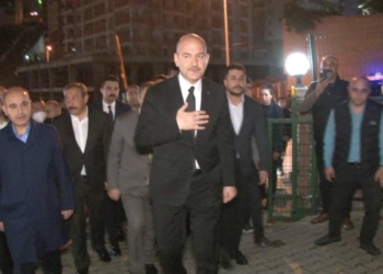 Soylu'dan, şehit Kanlıkuyu'nun babasına taziye