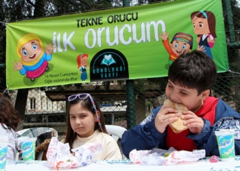 Tekne orucu tutan çocuklar iftar yaptı