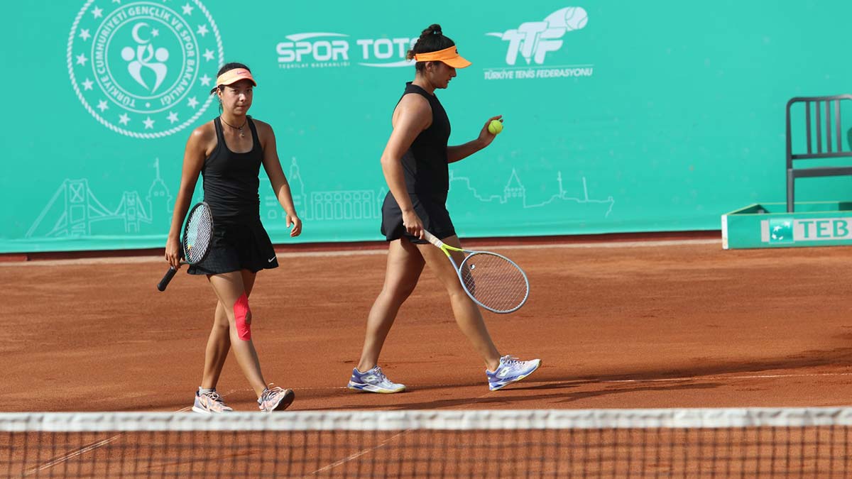 Teniste W60 Edge İstanbul başladı