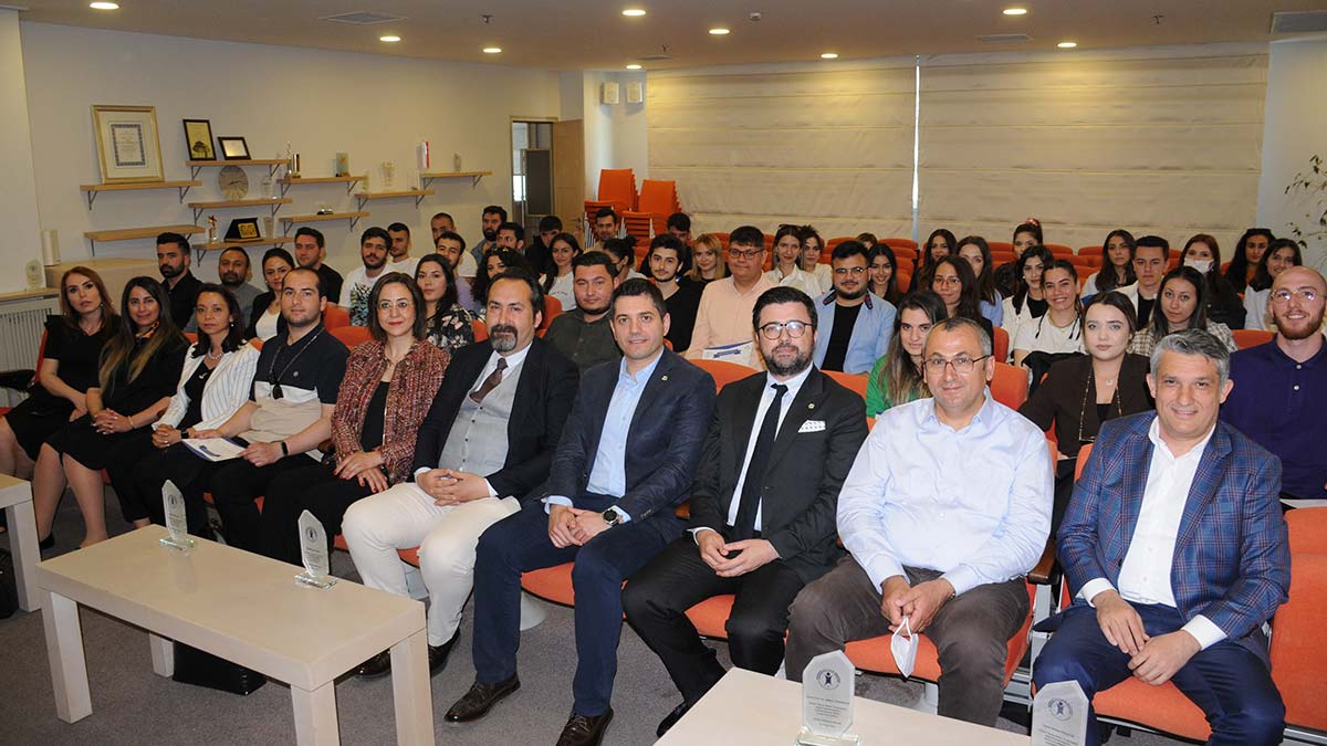 EGİAD Hayat Okulu binden fazla öğrencinin hayatına dokundu