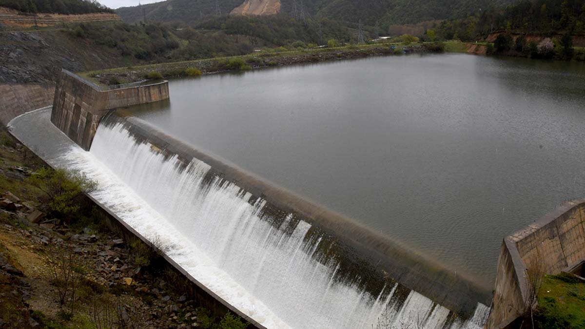 Trakya'da barajlar doldu, toprak suya doydu