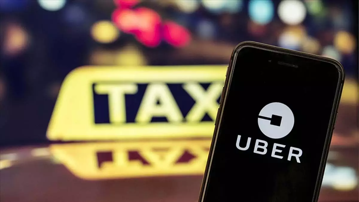 Uber’den taksi şoförlerine akaryakıt desteği