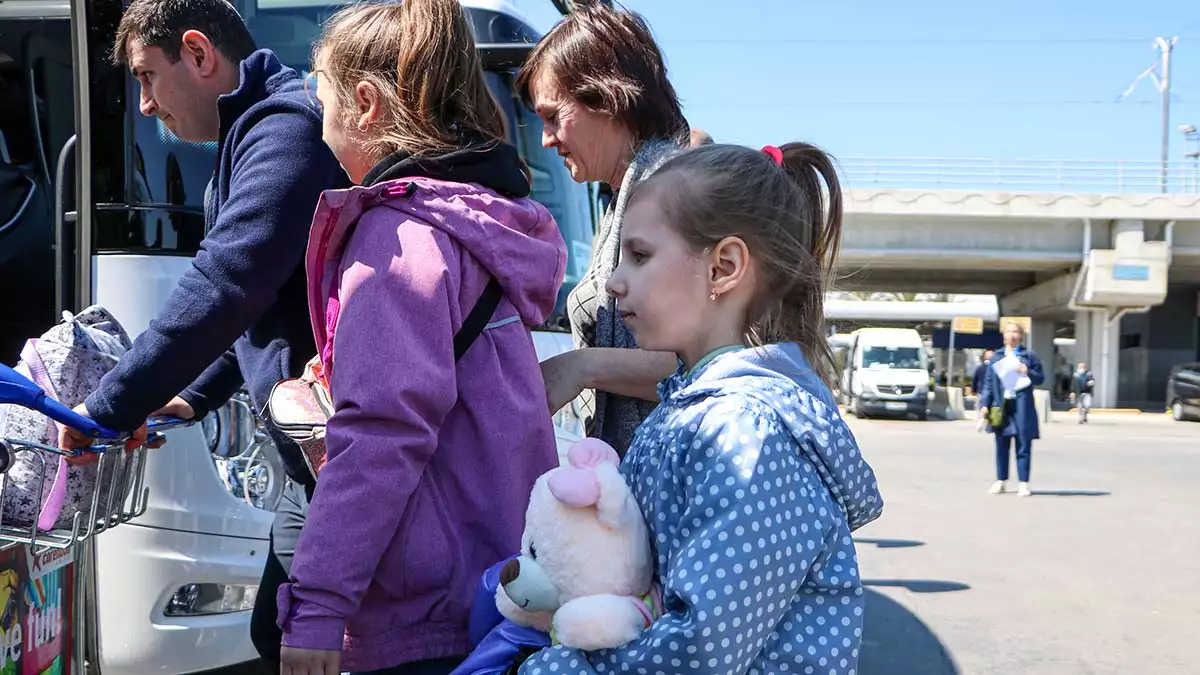 Ukraynada 4. 8 milyon cocuk yerinden edildi 2 - dış haberler - haberton