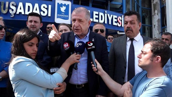 Ümit Özdağ'dan gazeteci Poyraz'a destek