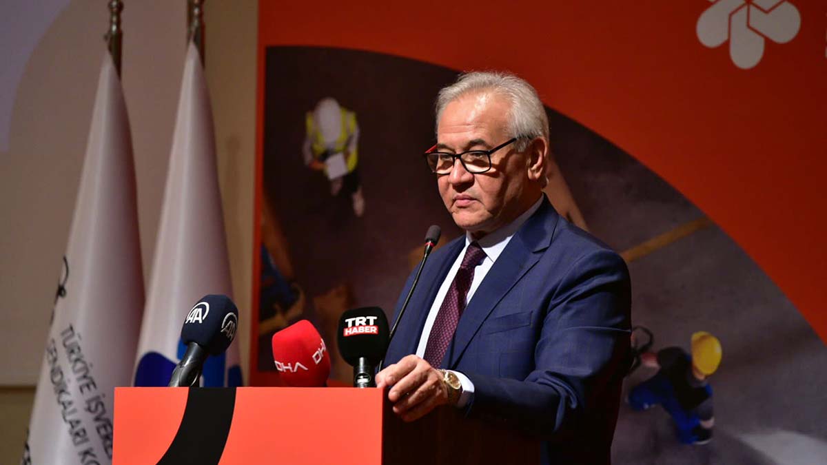 İş kazalarının teknoloji kullanımıyla önüne geçilmesi amacıyla yürütülen Türkiye’nin ‘Sıfır Kazaya Yolculuk’ süreci, GEBKİM OSB ev sahipliğinde düzenlenen imza töreniyle başladı.