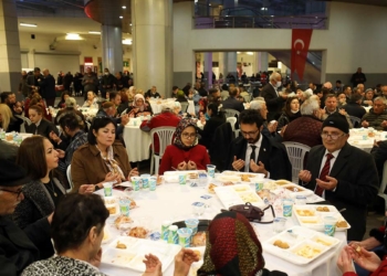 Yenimahalle’de mahalle iftarları devam ediyor
