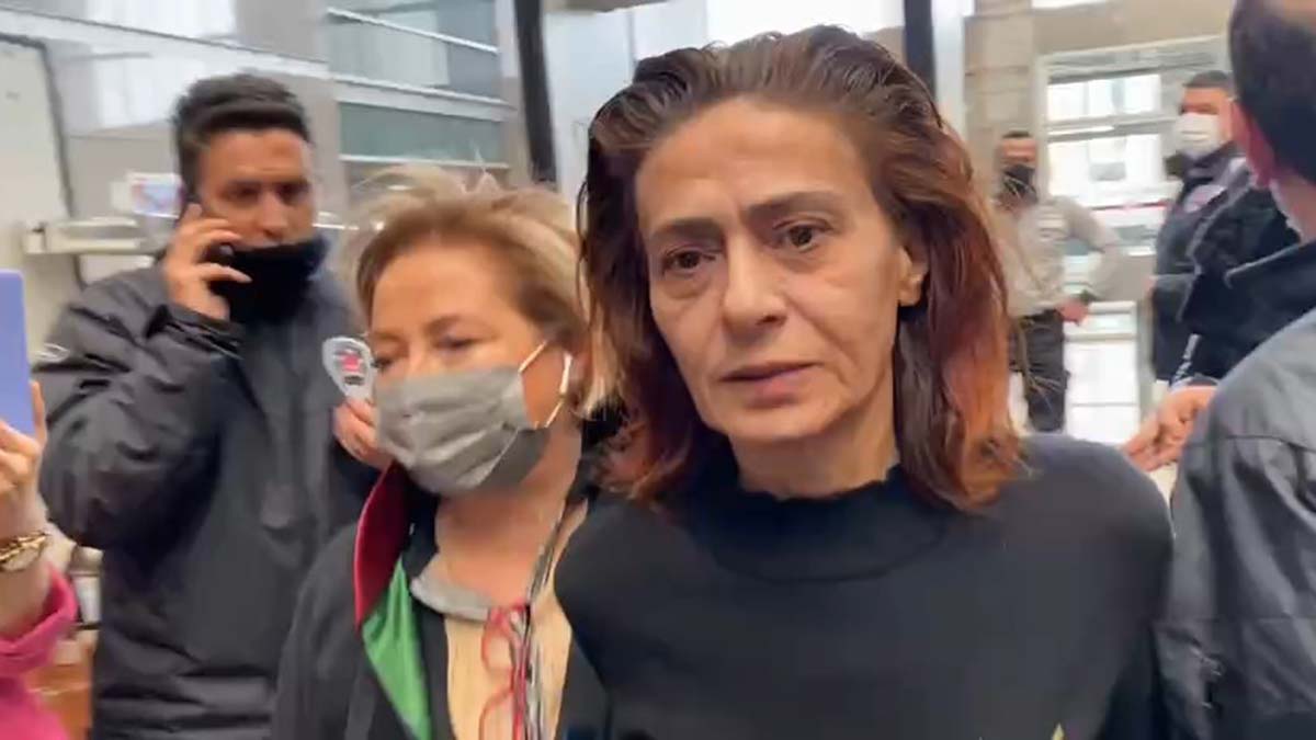 Yıldız Tilbe suç duyurusu için adliyeye geldi